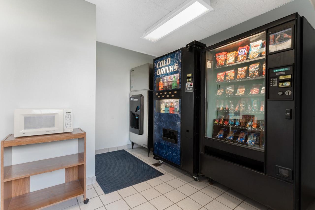 拉斐特红屋顶酒店-普渡大学 外观 照片